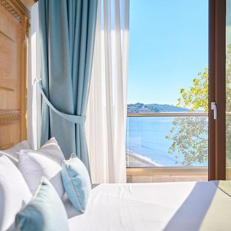 Evlogia Hotel Seafront And Anex By Greek Pride Фурка Екстериор снимка